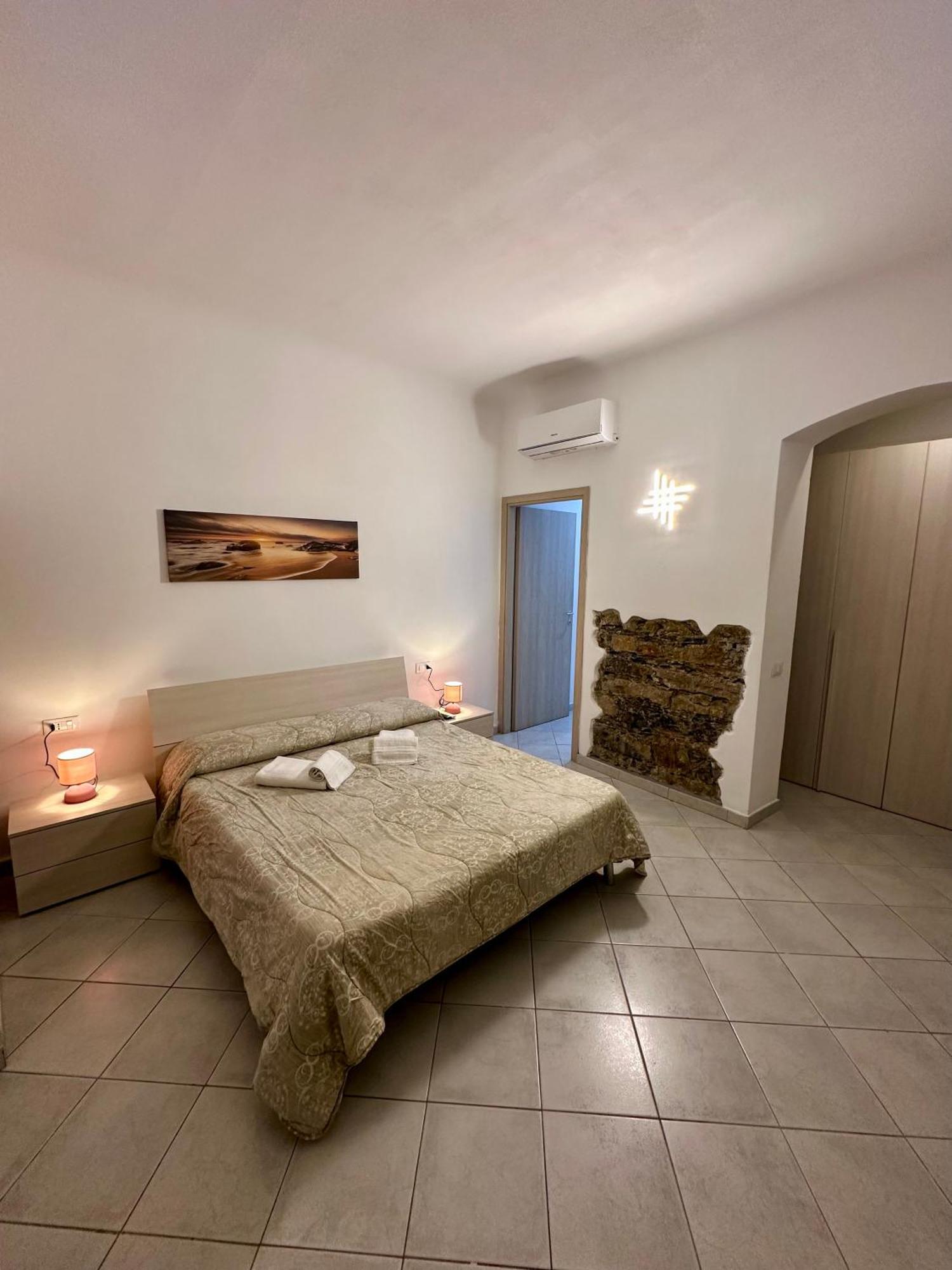 Revel Station To Cinque Terre Apartment La Spezia